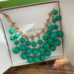 Stella & Dot Green Gold Cascade Necklace